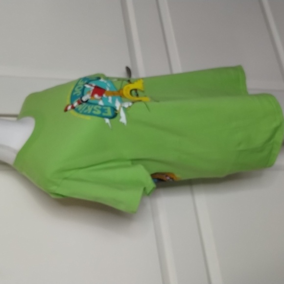 Eskimo Joes women's size medium unisex green Dr. Seuss look  Read/Succeed Tee - Picture 3 of 8